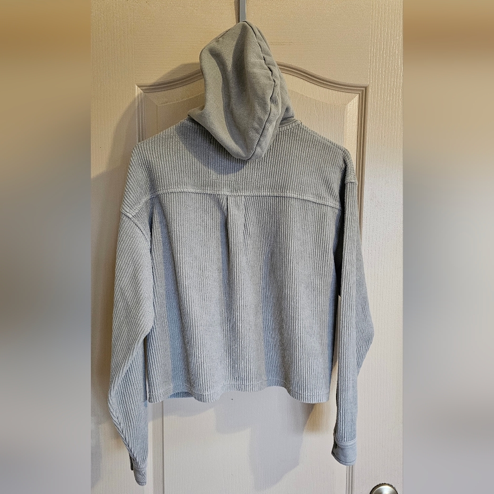 AE Cropped Half Waffle Button-Up Hoodie Small - Picture 5 of 5